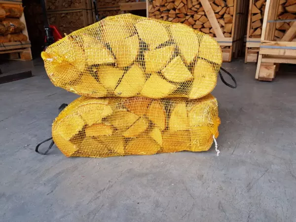 Birch firewood in 22 l bags