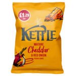 KETTLE MATURE CHEDDAR & RED ONION CRISPS PMP £1.29 80G