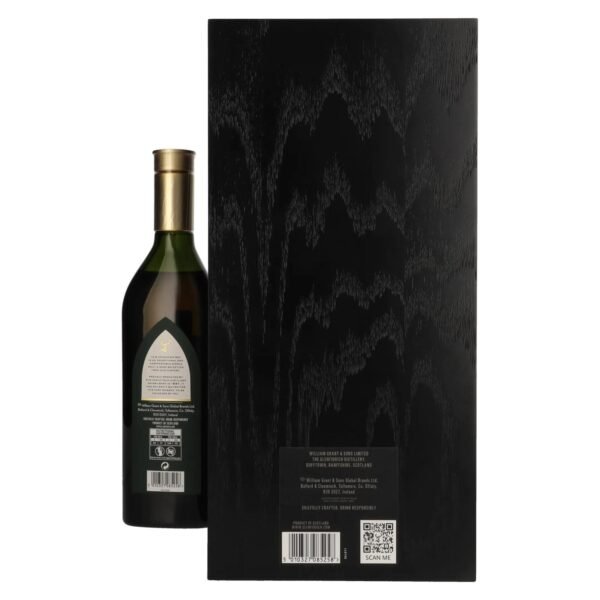 Glenfiddich 33 Years Old Archive Cask Single Malt Scotch Whisky 1990 52,8% Vol. 0,7l in wooden box