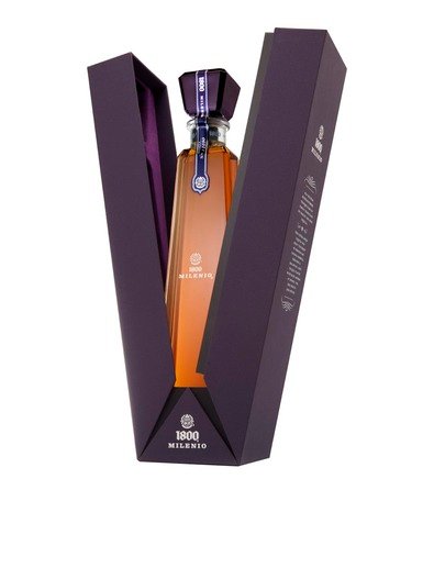 1800 Milenio Tequila 38% 0.7L gift pack